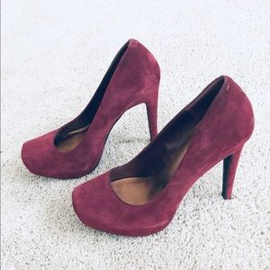 Jessica Simpson Cranberry Suede pumps